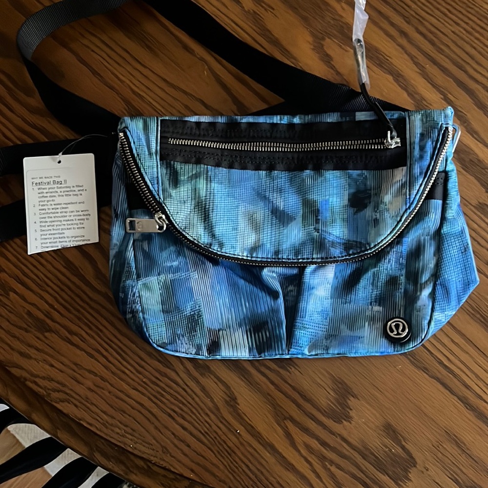 Lululemon festival bag II